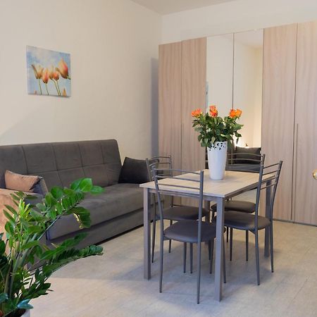 Monolocale Sguizzette Apartment Brescia Exterior photo