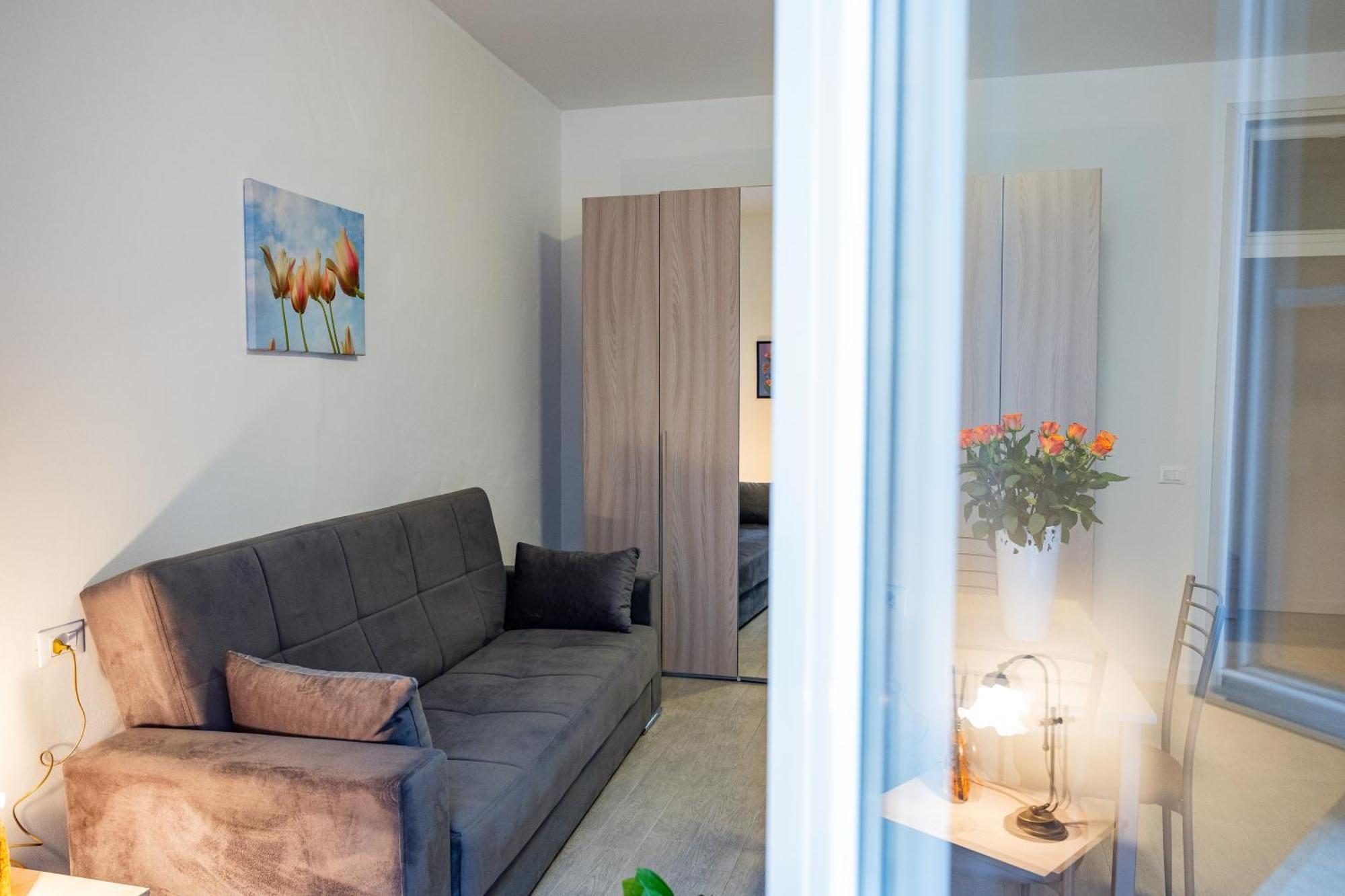 Monolocale Sguizzette Apartment Brescia Exterior photo